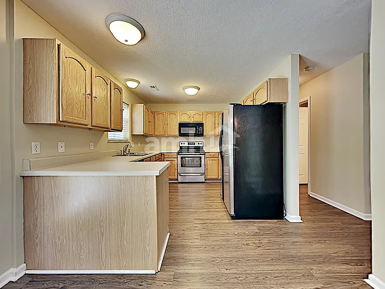 4417 Oakbank Ln — Photo 5