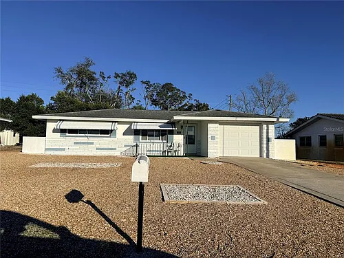 10502 Laburnum Dr Photo 1