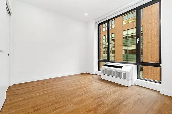 Rented by REAL New York | media 14