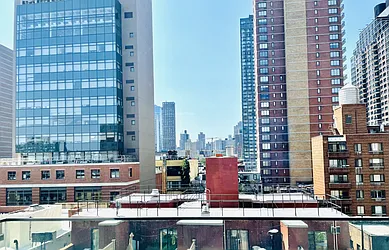 Rented by R New York