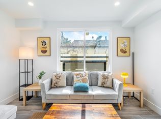 1415 W 35th Pl, Los Angeles, CA 90018
