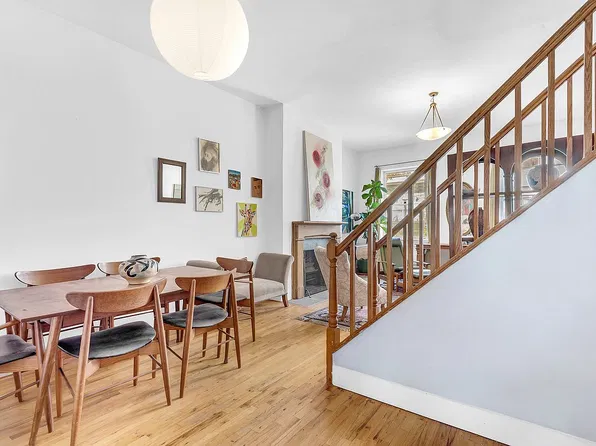467 W 22nd St APT E, New York, NY 10011