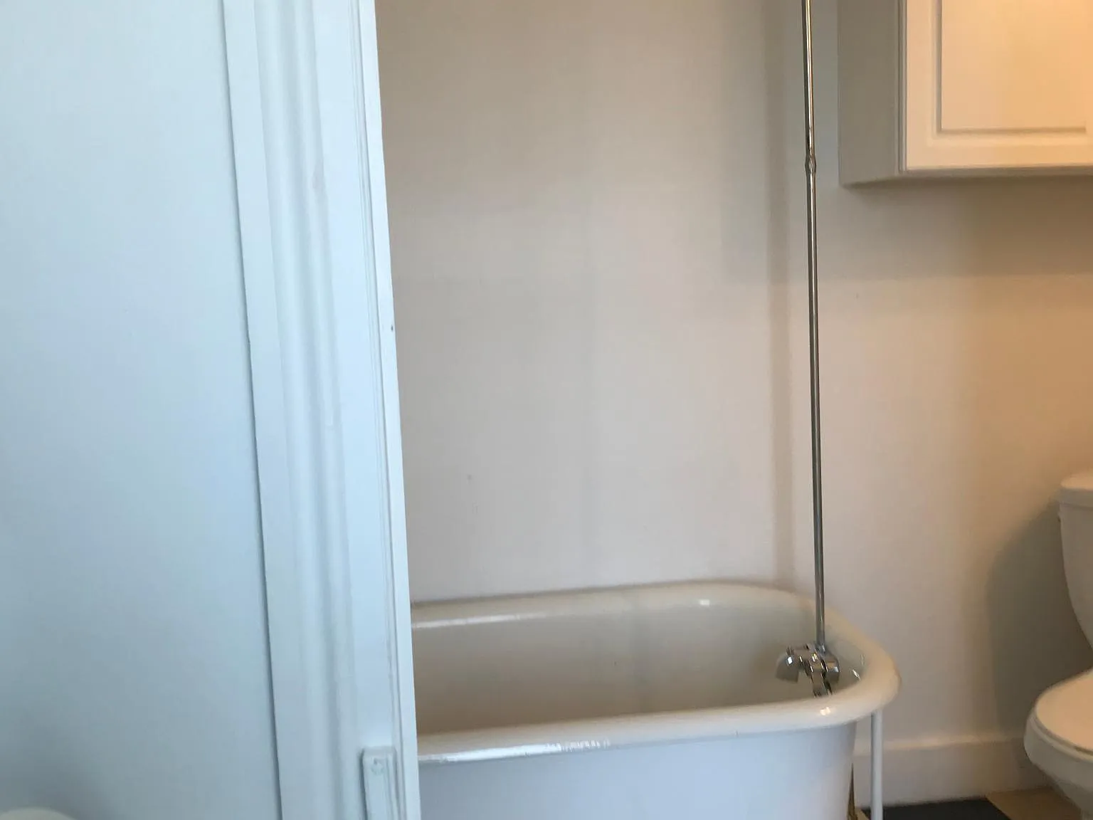 1 bed, 900 sqft, $1,000 — Photo 3