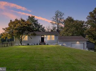 99 Hilltop Rd, Elkton, MD 21921