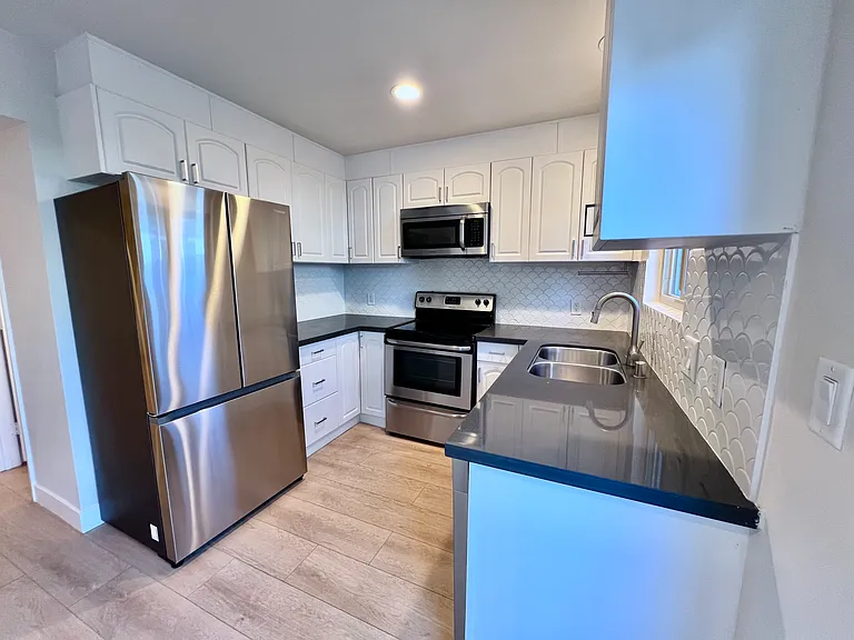 4231 Lowell St #12 — Photo 14