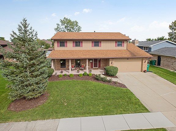 3rd image of 1147 Glenys Dr