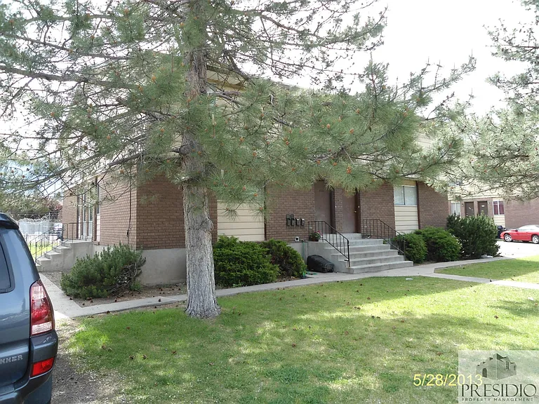 654 N 400 W — Photo 19