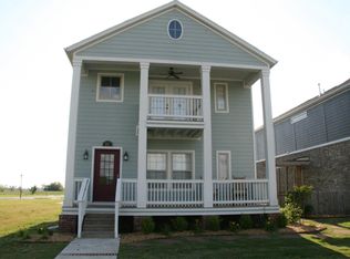 517 N Rupple Rd, Fayetteville, AR 72704