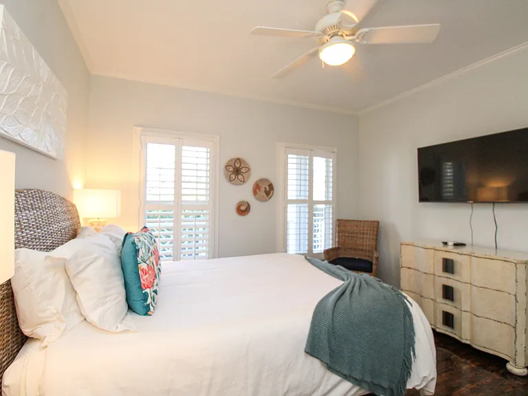 2150 Marina Dr — Photo 64