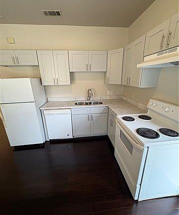2nd image of 7818 Cohn St #A