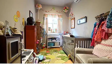 Rented by Rennit Inc.