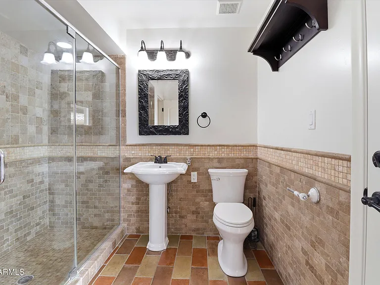 6830 E Wethersfield Rd — Photo 18