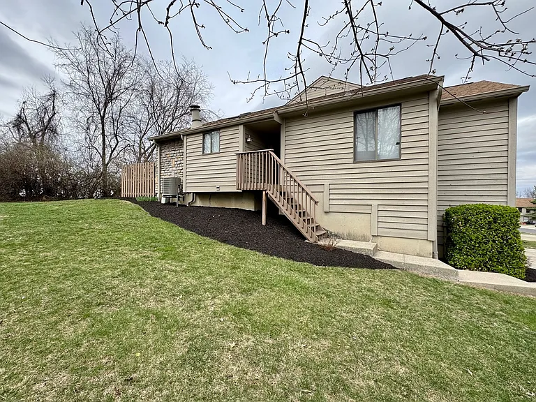9526 Colegate Way — Photo 45
