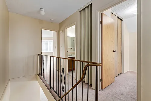 550 Rundlehorn Cir N Photo 1
