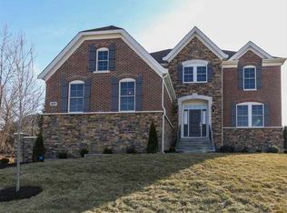 10559 Geist View Dr, McCordsville, IN 46055