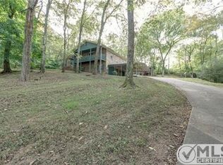 824 Hickory Ridge Trl, Columbia, TN 38401