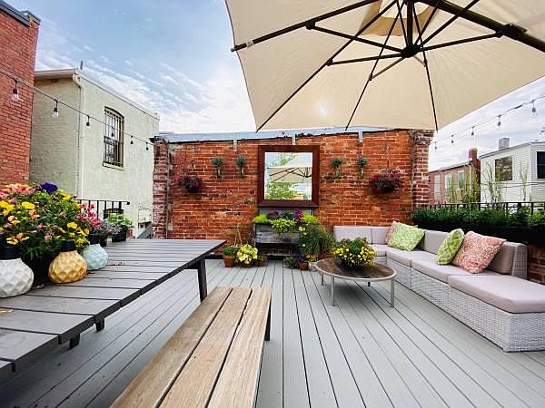 lovely rooftop deck