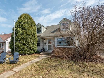 4462 South Lake DRIVE, Cudahy, WI, 53110