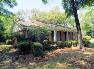 18 Sherwood Rd NW, Fort Walton Beach, FL 32547