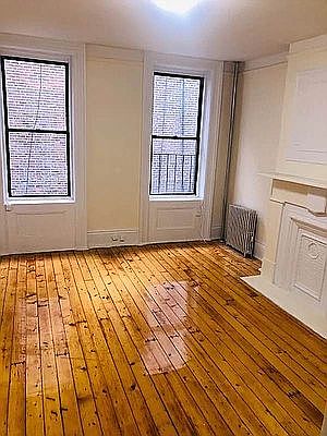 1st image of 693 10th Ave Unit 3RN