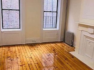 693 10th Ave UNIT 3RN, New York, NY 10036