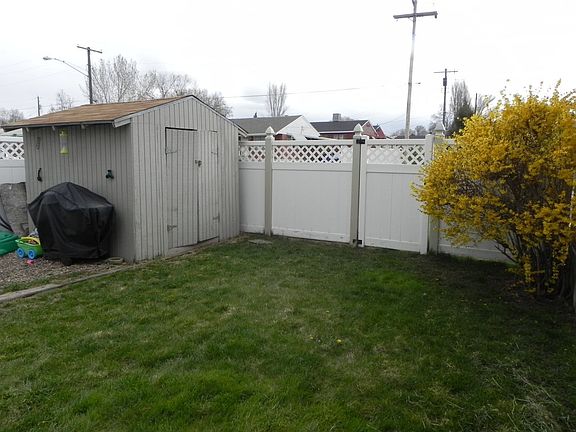 Side yard showing shed.