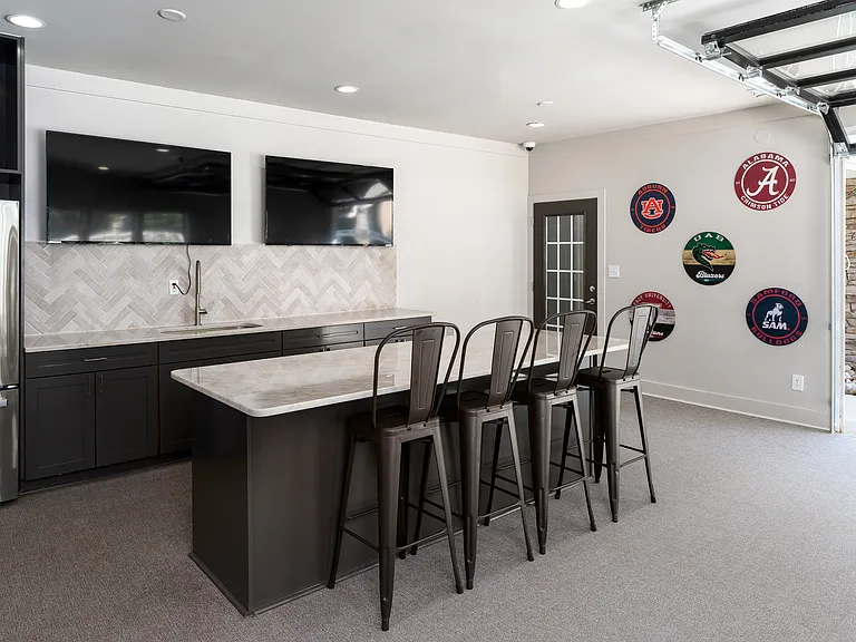 Colony Woods — Photo 10