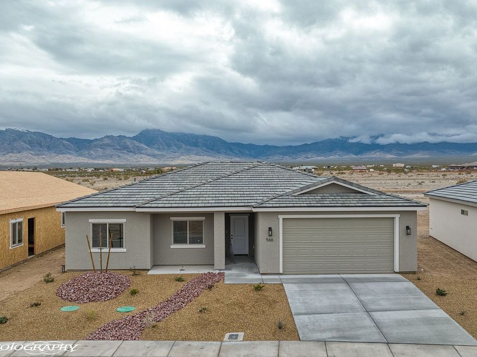 1st image of 566 E COLT Ln