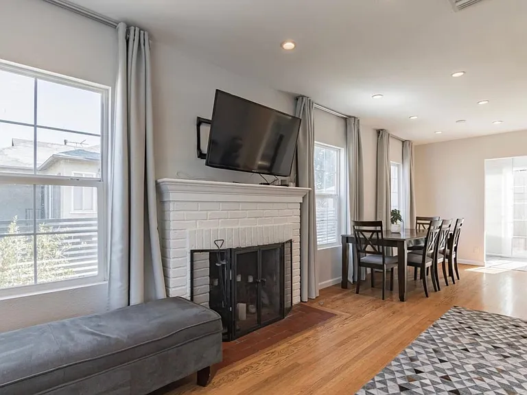 8130 Saint Clair Ave — Photo 10