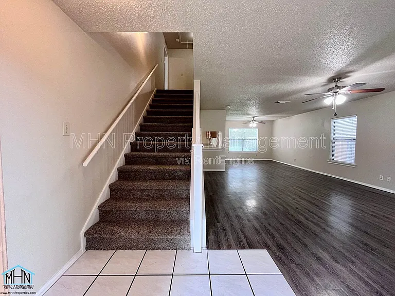 8143 Chestnut Manor Dr — Photo 4