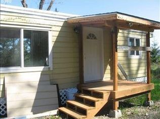 908 Valley Rd, Roseburg, OR 97471