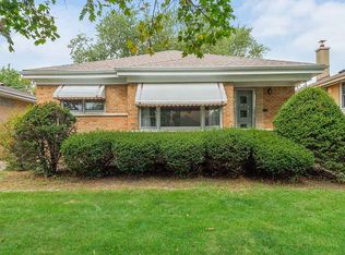 9038 28th St, Brookfield, IL 60513