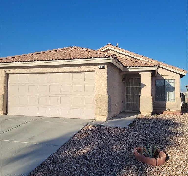 1st image of 2601 Amber Crest St