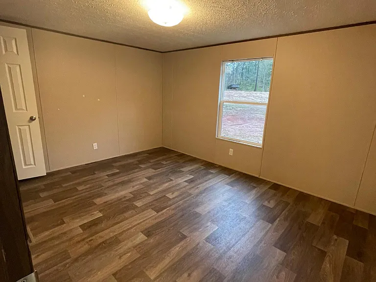 7338 E Highway 135 — Photo 21