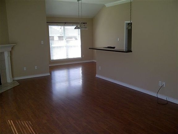 2nd image of 4604 Winchester Dr