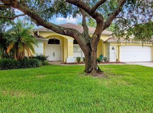 3225 Kilmer Dr, Plant City, FL 33566