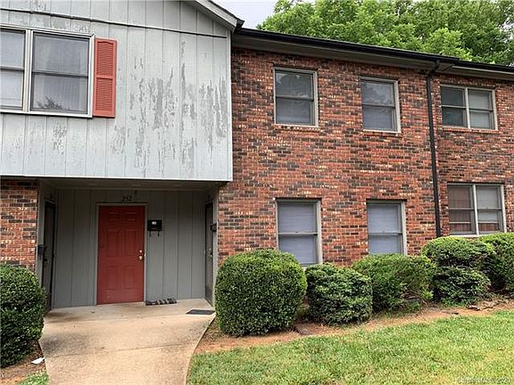 2nd image of 290 Kelly St