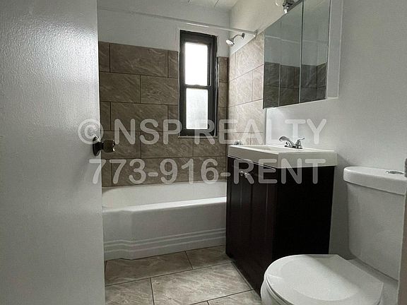 3rd image of 1360 W Touhy Ave #3503