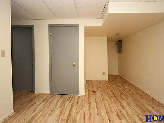 5th image of 5331 W Saint Paul Ave