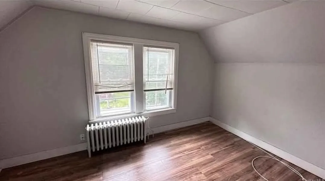 Building Photo - 16 Willey Ave #2