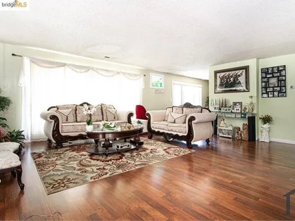 3785 Buell St #3, Oakland, CA 94619