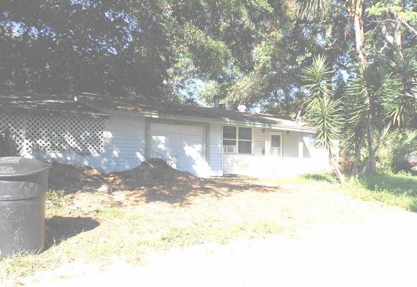 1st image of 2660 26th St N