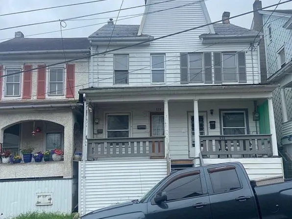 928 W Pine St, Coal Township, PA 17866