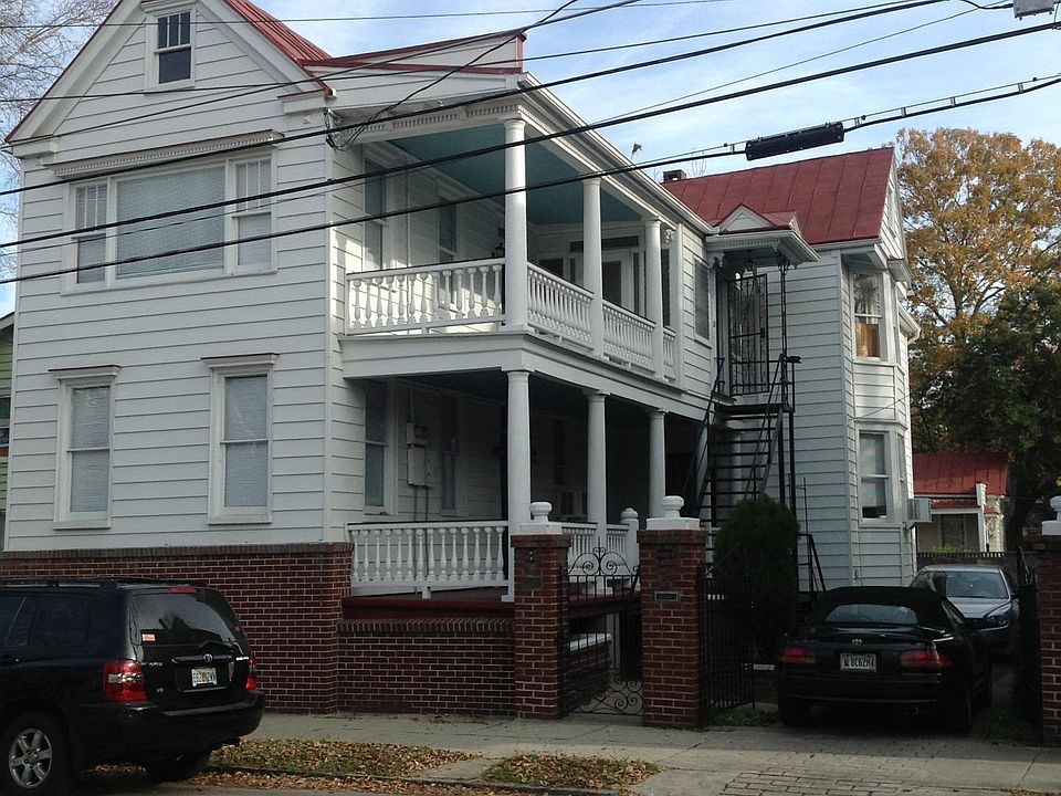 Building Photo 3