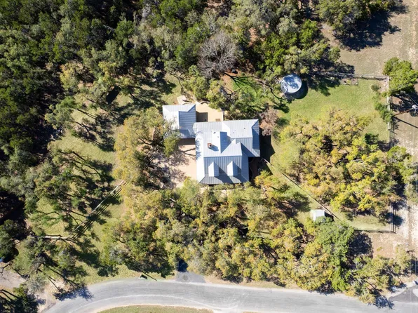 6810 Caudill Ln, Austin, TX 78738