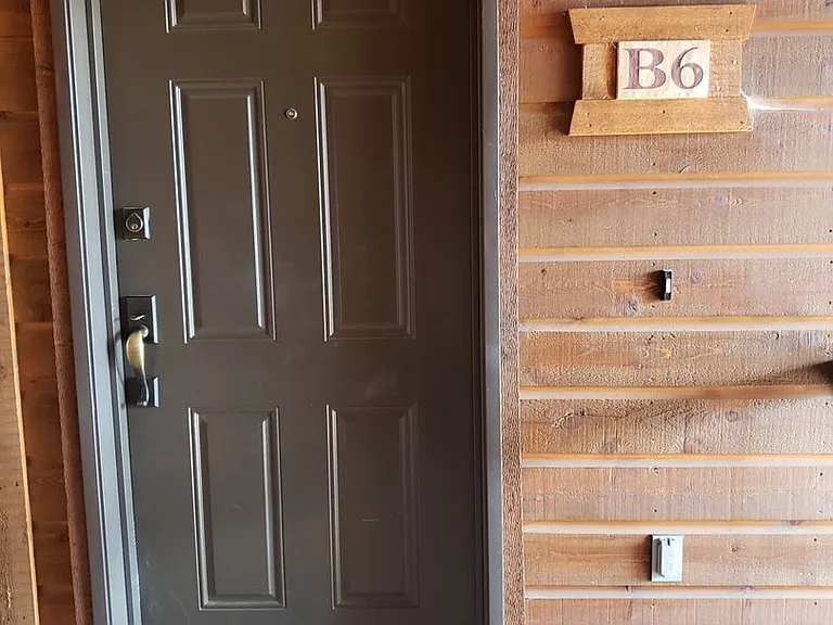 200 E Malibu Dr #B6 — Photo 3