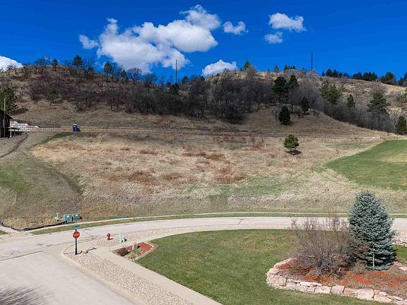 2nd image of 2221 Saddle Horn Dr
