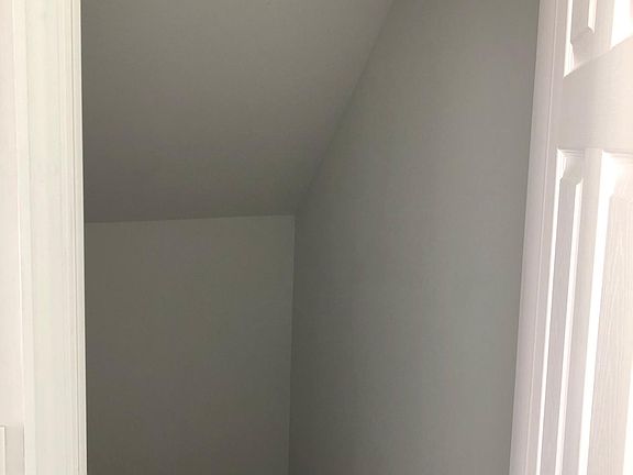 4th image of 4384 E 10th Ave #4384
