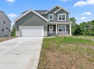 4126 Cedar Ln, Grand Blanc, MI 48439
