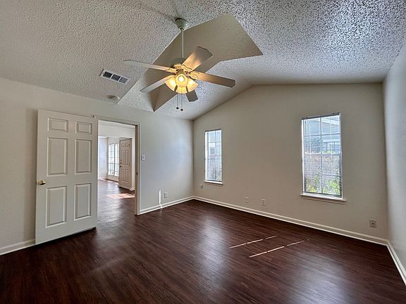5th image of 9217 Kempler Dr Building B